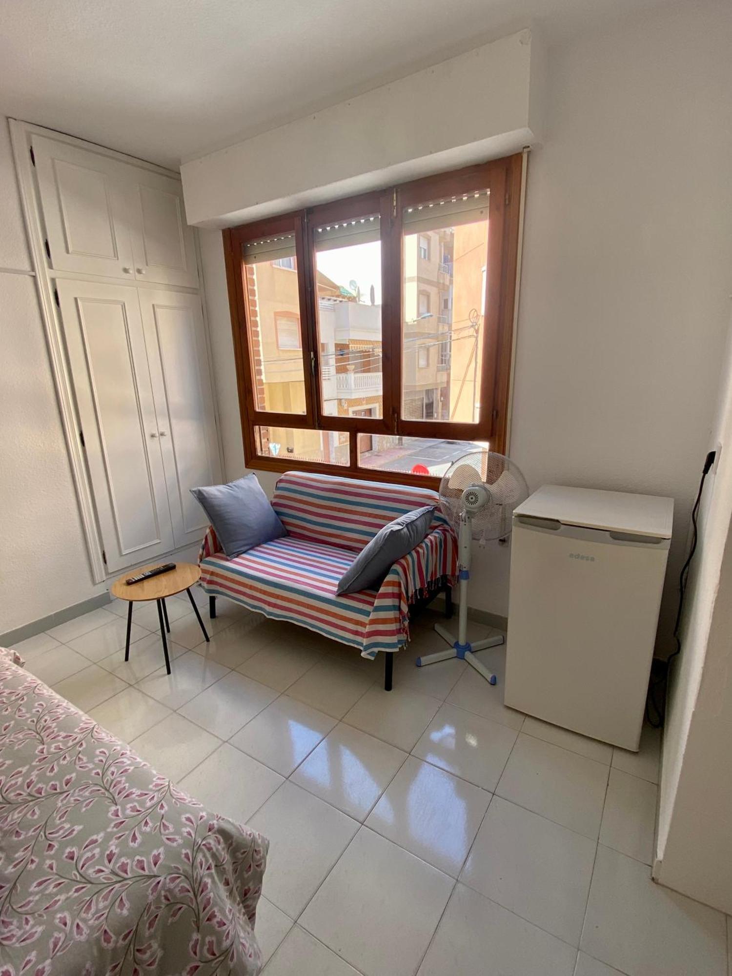 Estudio En La Playa Torrevieja Exteriér fotografie